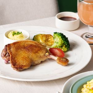 法式鴨腿佐莓果醬